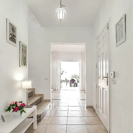 Astonishing Chalet With Huge Terrace Costa Adeje (Tenerife)
